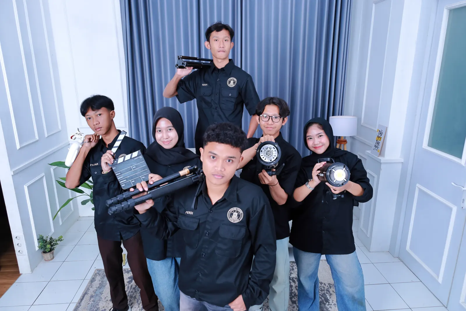 Divisi Media